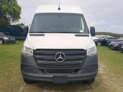 2024 Mercedes-Benz Sprinter 2500 144 WB