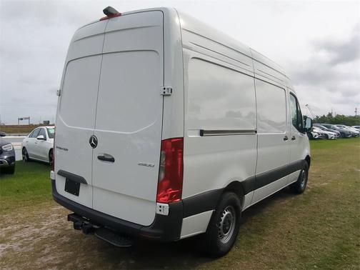 2024 Mercedes-Benz Sprinter 2500 144 WB