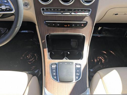 2022 Mercedes-Benz GLC 300 Base