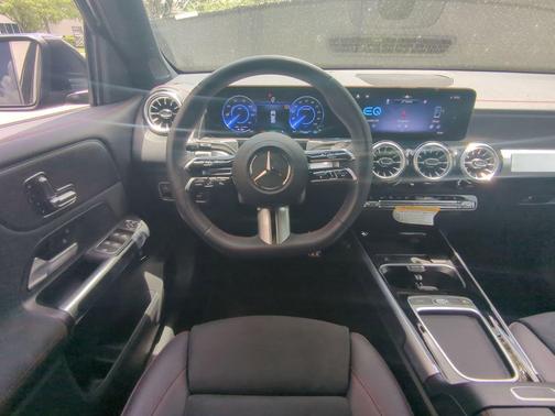 2024 Mercedes-Benz EQB 300 Base 4MATIC