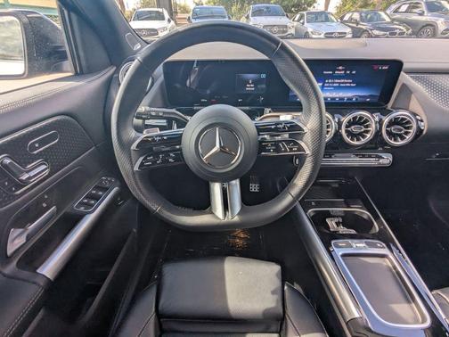 2025 Mercedes-Benz GLA 250 Base 4MATIC