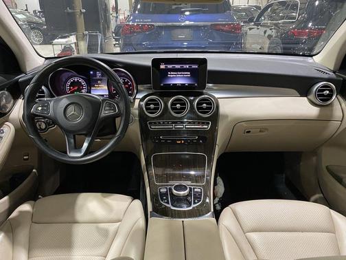 Black 2018 Mercedes-Benz GLC 300 Base
