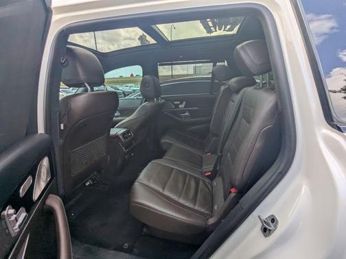 2023 Mercedes-Benz GLS 450 4MATIC