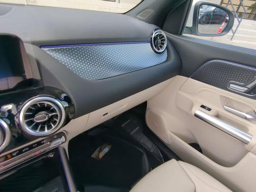 2025 Mercedes-Benz GLA 250 Base