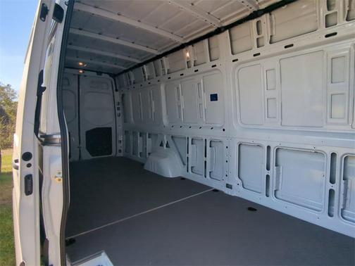 2025 Mercedes-Benz Sprinter 2500 170 WB High Roof Extended Cargo
