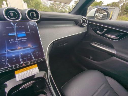 2025 Mercedes-Benz GLC 350e Base 4MATIC
