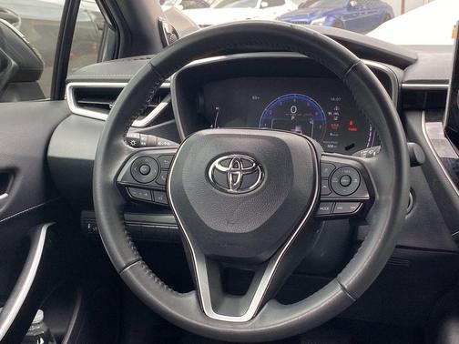 Magnetic Gray Metallic 2024 Toyota Corolla Hatchback XSE