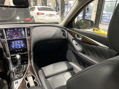 2016 INFINITI Q50 3.0T Sport