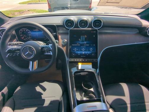 2025 Mercedes-Benz GLC 350e Base 4MATIC