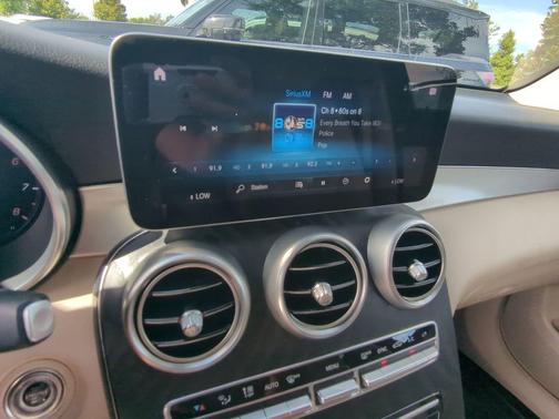 2022 Mercedes-Benz GLC 300 Base