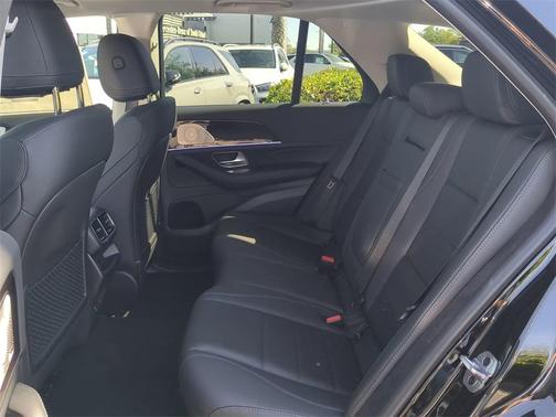 2025 Mercedes-Benz GLE 450e Base 4MATIC