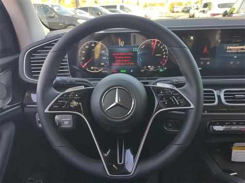 2025 Mercedes-Benz GLE 450e Base 4MATIC