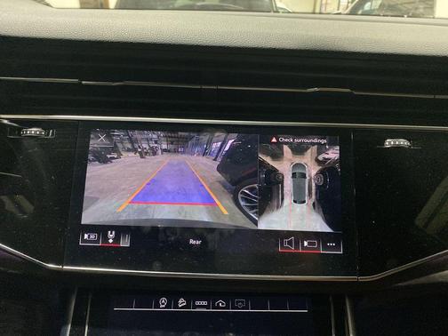 Orca Black Metallic 2021 Audi Q8 55 Premium Plus