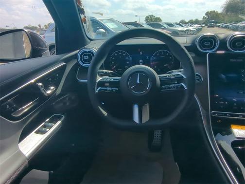 2025 Mercedes-Benz GLC 300 Base