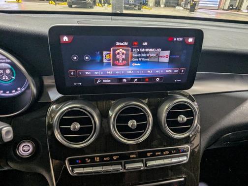 2020 Mercedes-Benz GLC 300 Base 4MATIC