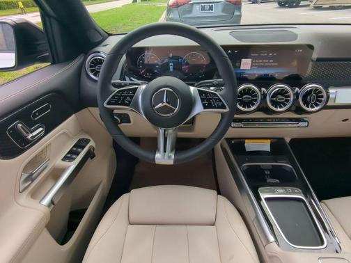 2025 Mercedes-Benz GLB 250 Base