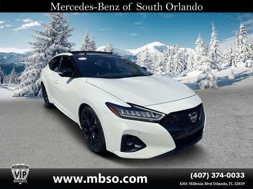 White 2023 Nissan Maxima SR