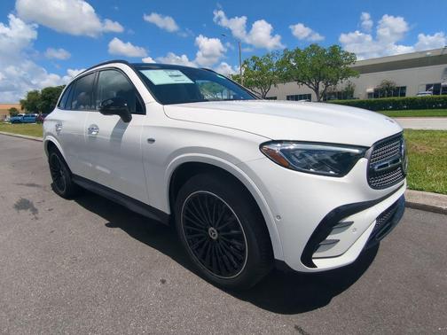 2025 Mercedes-Benz GLC 350e Base 4MATIC