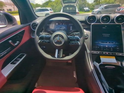 2025 Mercedes-Benz GLC 350e Base 4MATIC