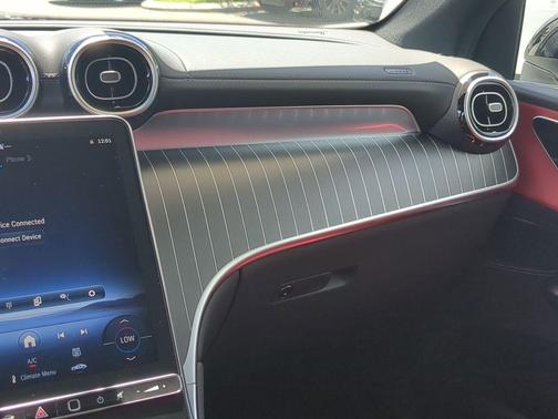 2025 Mercedes-Benz GLC 350e Base 4MATIC