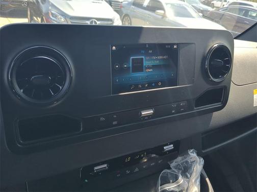 2024 Mercedes-Benz Sprinter 2500 144 WB