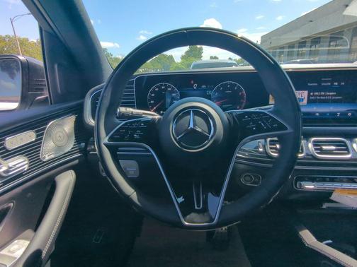 2026 Mercedes-Benz GLS 450