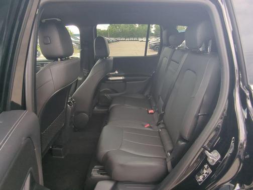 2025 Mercedes-Benz GLB 250 Base
