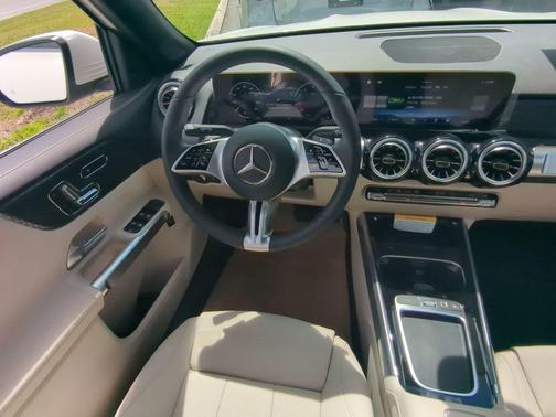 2025 Mercedes-Benz GLB 250 Base