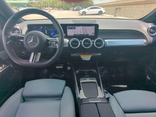 2024 Mercedes-Benz EQB 250 Base