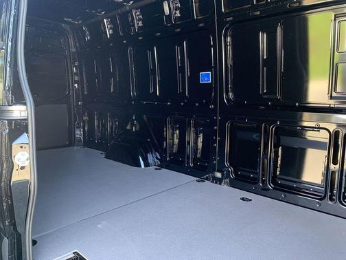 2026 Mercedes-Benz Sprinter 2500 170 WB