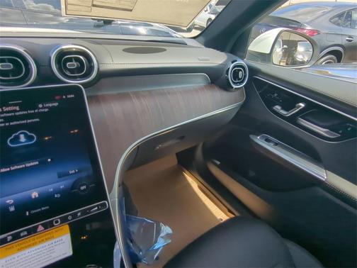 2025 Mercedes-Benz GLC 350e Base 4MATIC