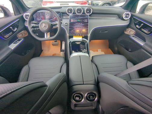 2025 Mercedes-Benz GLC 350e Base 4MATIC