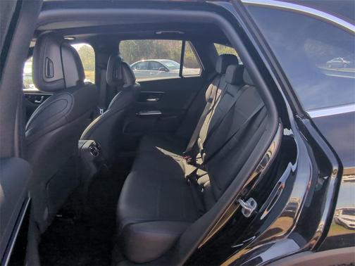 2025 Mercedes-Benz GLC 300 Base 4MATIC