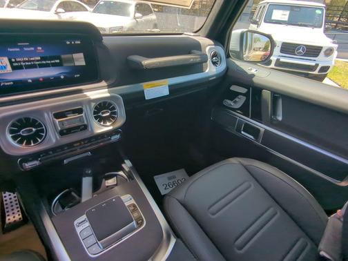 2025 Mercedes-Benz G-Class Base