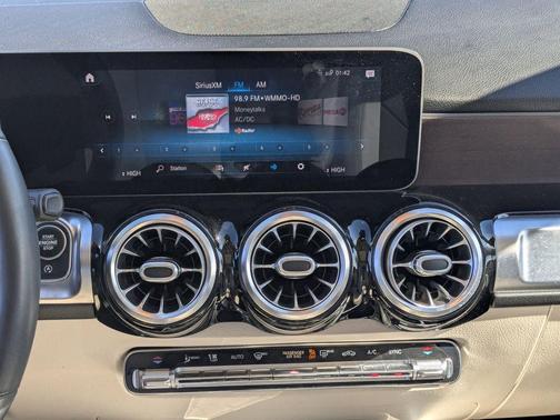 2021 Mercedes-Benz GLB 250 Base 4MATIC