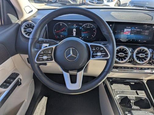 2021 Mercedes-Benz GLB 250 Base 4MATIC