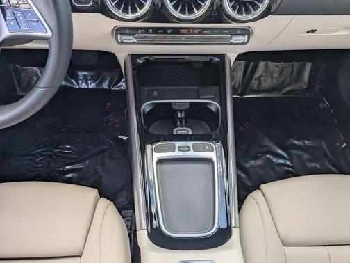 2025 Mercedes-Benz GLA 250 Base