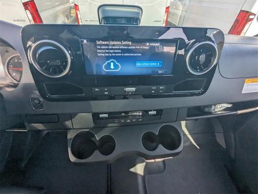 2025 Mercedes-Benz Sprinter 2500 High Roof