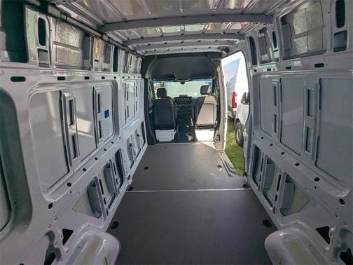 2025 Mercedes-Benz Sprinter 2500 High Roof