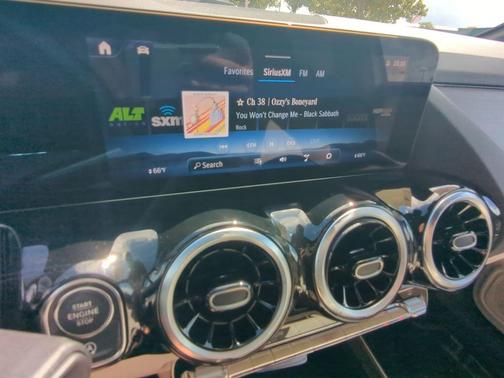 2026 Mercedes-Benz GLA 250 Base 4MATIC
