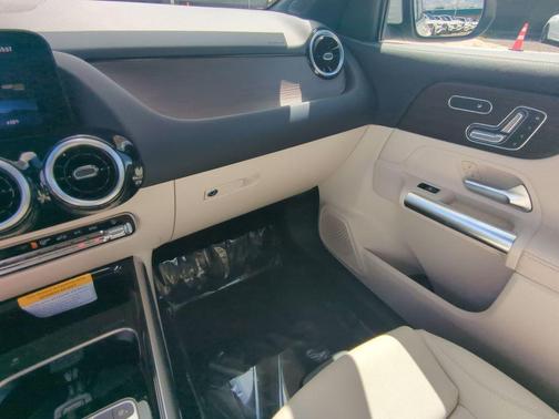 2026 Mercedes-Benz GLA 250 Base 4MATIC