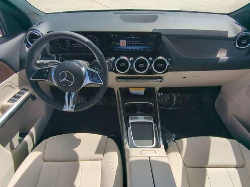 2026 Mercedes-Benz GLA 250 Base 4MATIC