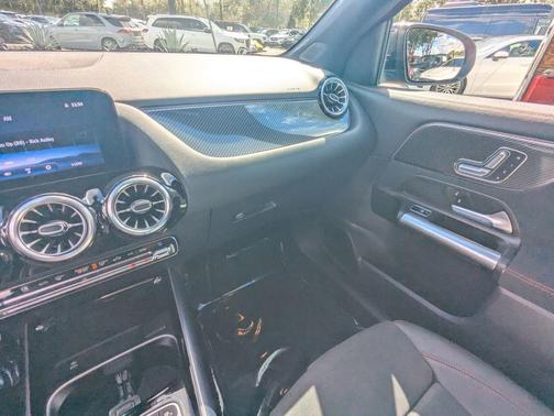 2025 Mercedes-Benz GLA 250 Base