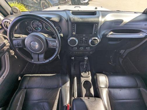 2012 Jeep Wrangler Unlimited Sahara