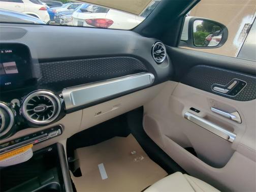 2024 Mercedes-Benz EQB 300 Base 4MATIC