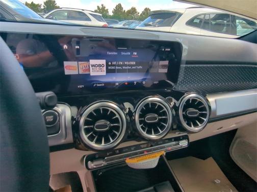 2024 Mercedes-Benz EQB 300 Base 4MATIC