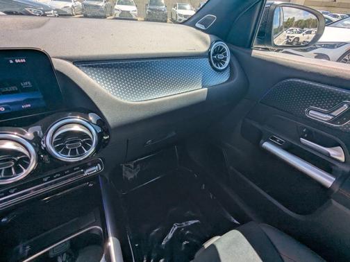 2025 Mercedes-Benz GLA 250 Base