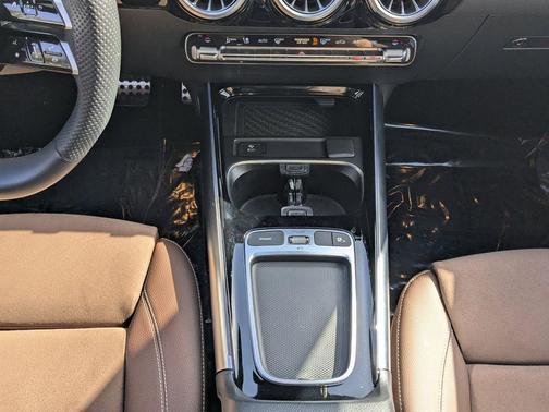 2025 Mercedes-Benz GLA 250 Base