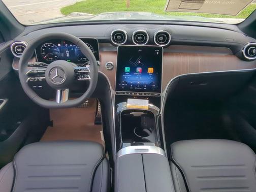 2025 Mercedes-Benz GLC 350e Base 4MATIC