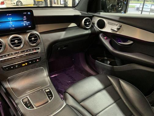 2021 Mercedes-Benz GLC 300 Base 4MATIC